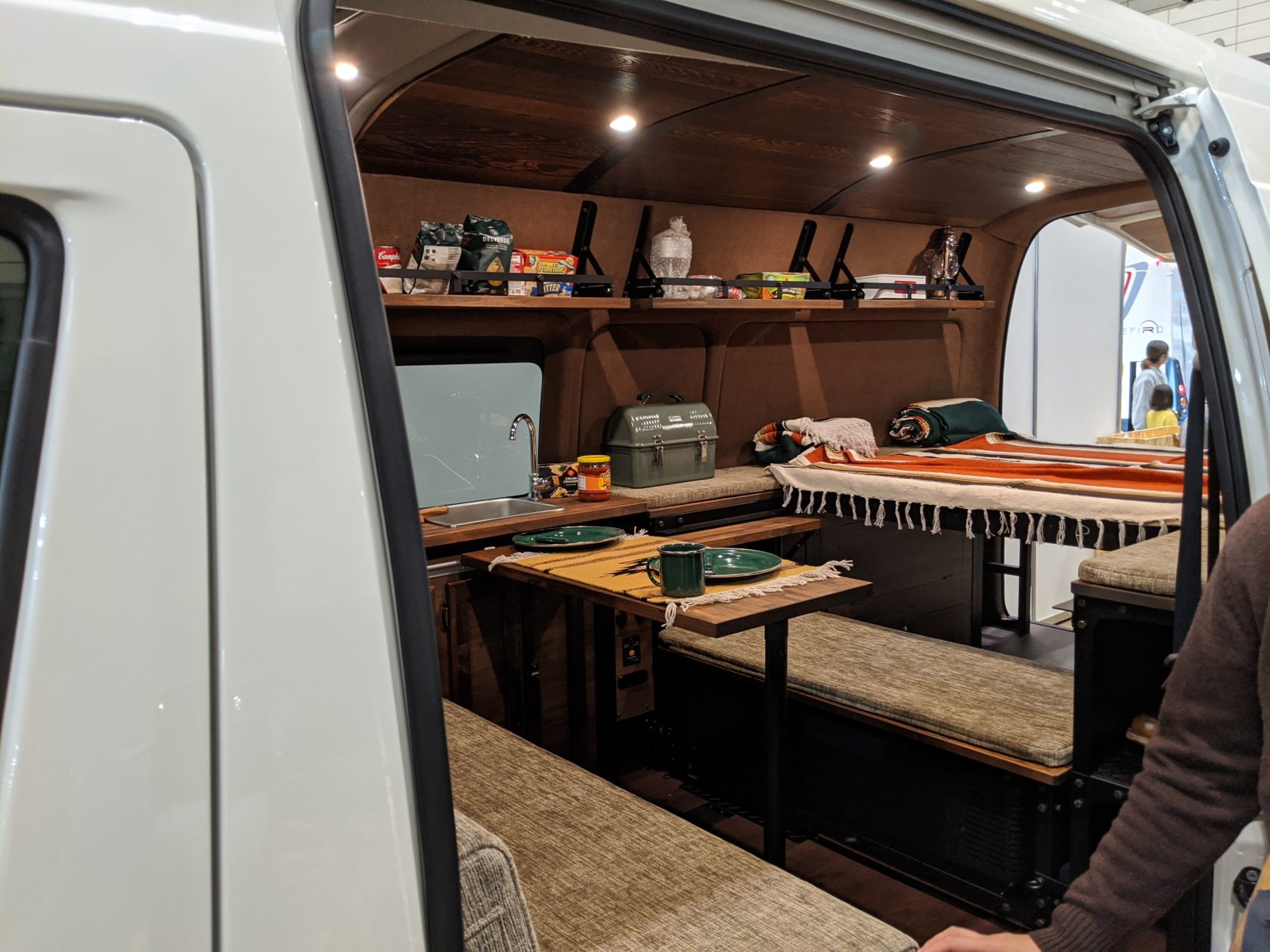 「ジャパンキャンピングカーショー2020」憧れのSEDONA（セドナ）を体感！ しろいぬブログ